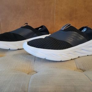 Hoka One Recovery Shoe Unisex, men's 8.5 / women's 10